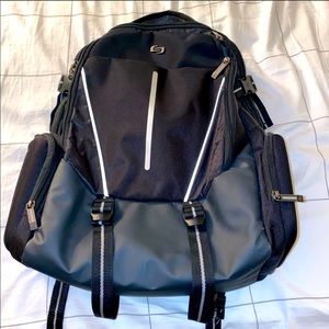 Like New Book Bag w Great Back & Shoulder Support